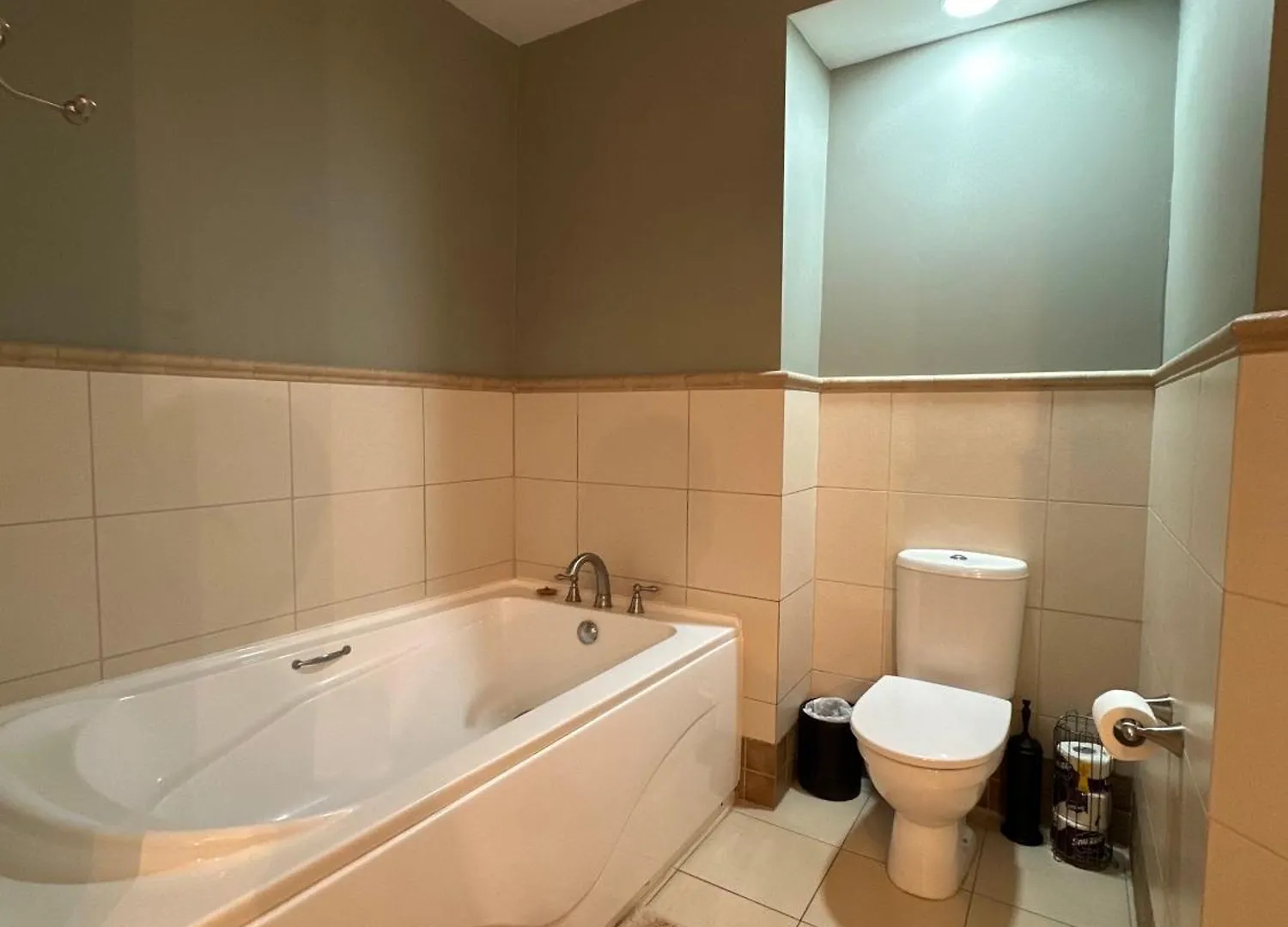 Owp Tower 2 Island Charm Chic Escape Apartment Port of Spain